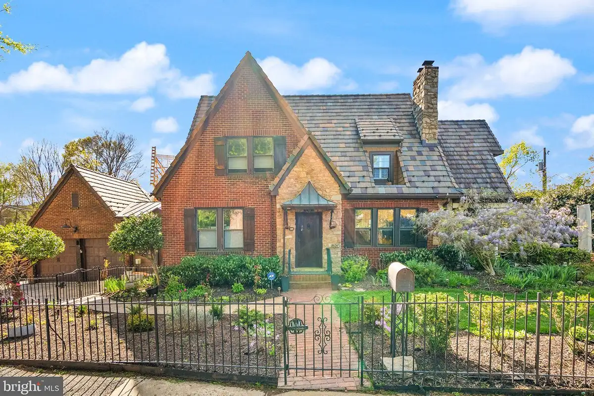 The whimsical exterior of 1520 N Highland St.