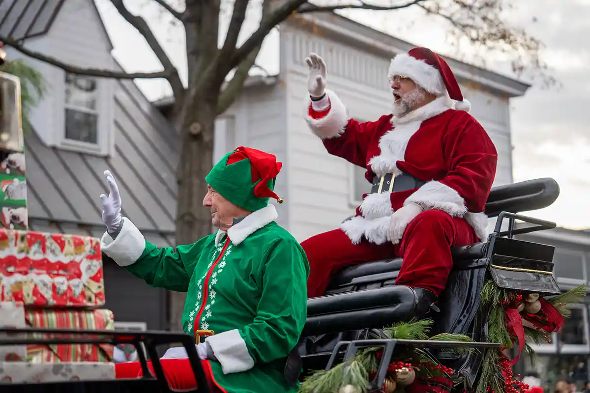 Santa at Middleburg Christmas Parade