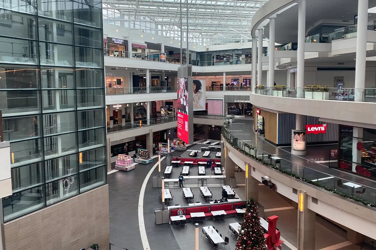 Pentagon City Fashion Centre