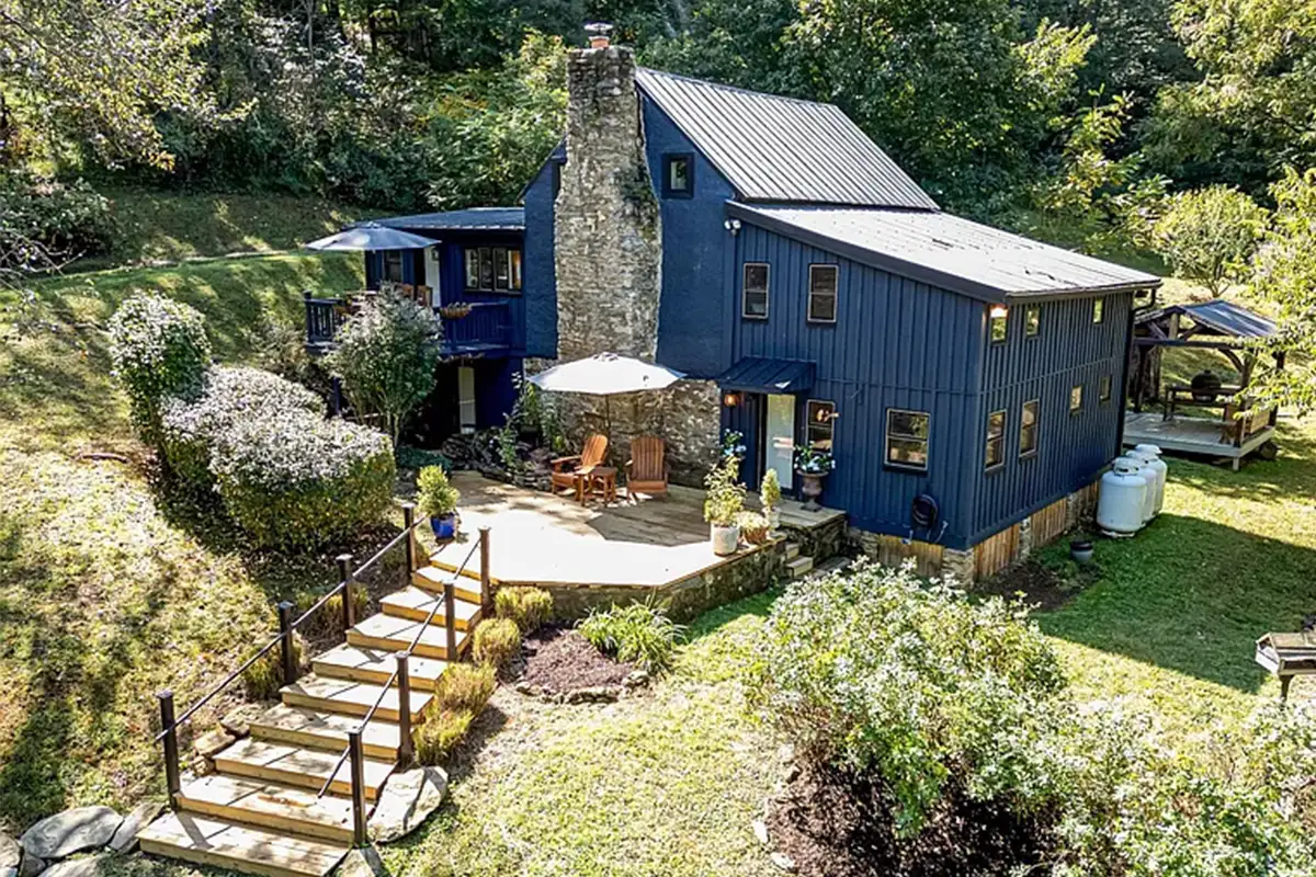 The exterior and large patio at 3225 Sage Rd.